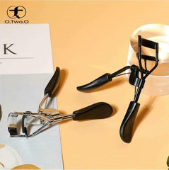 O.TWO.O Lashes Curler - Otwoocosmetics
