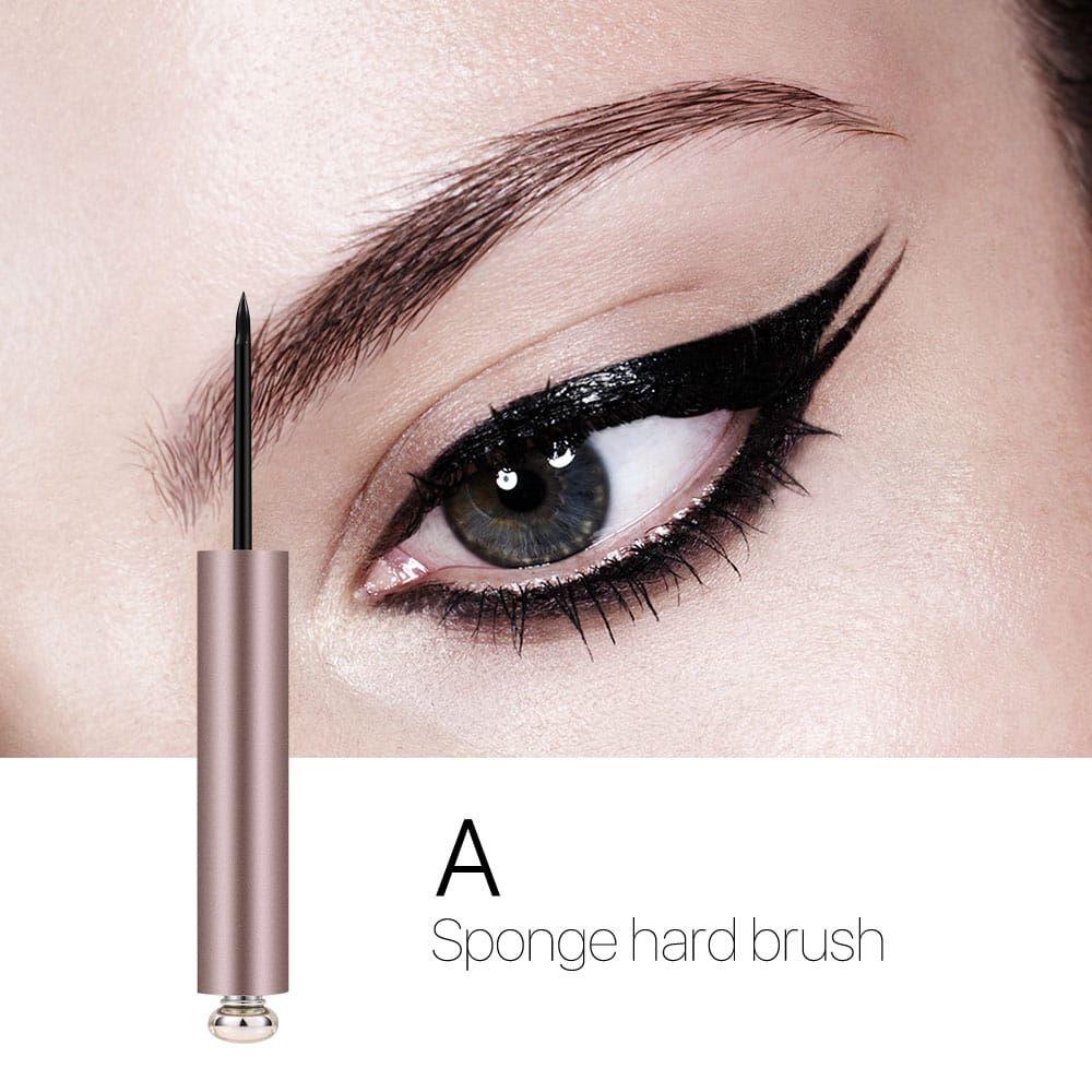 Liquid Eyeliner - Otwoocosmetics