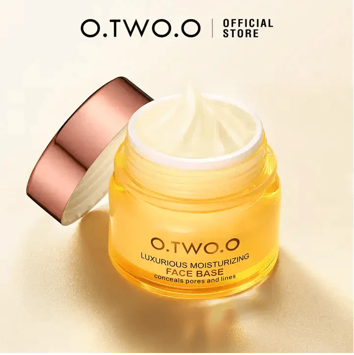 O.TWO.O LUXURIOUS MOISTURIZING FACE BASE - Otwoocosmetics